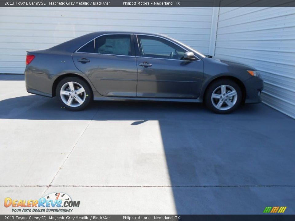 2013 Toyota Camry SE Magnetic Gray Metallic / Black/Ash Photo #3