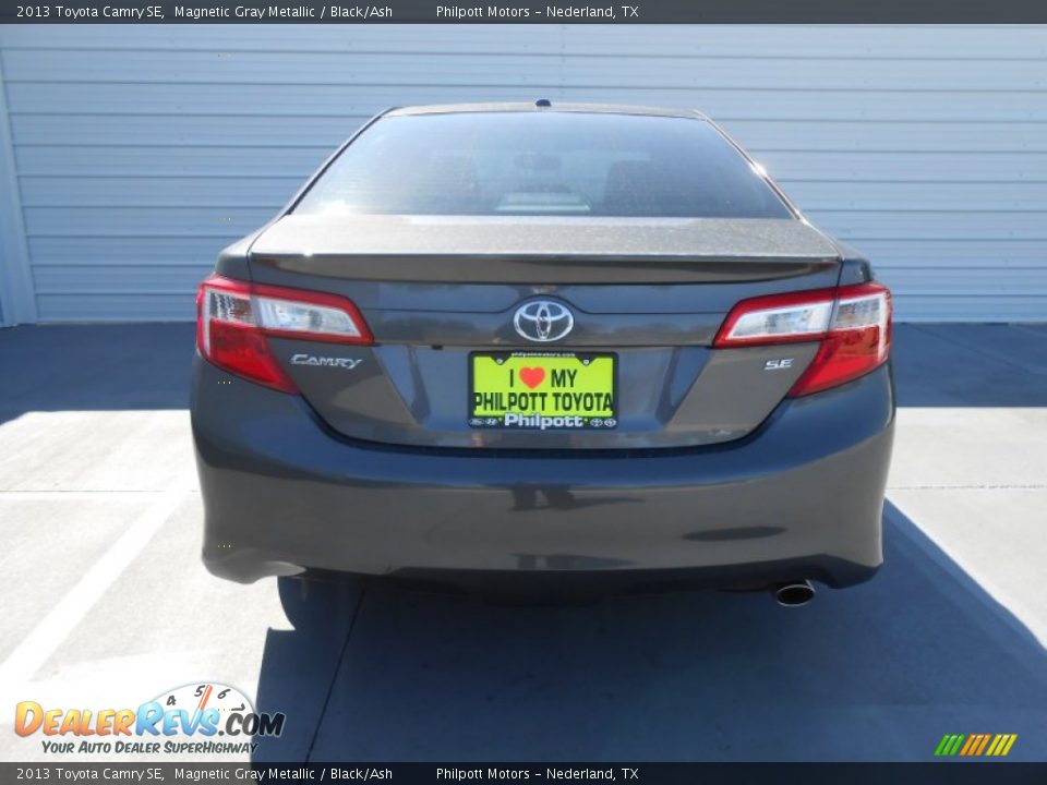 2013 Toyota Camry SE Magnetic Gray Metallic / Black/Ash Photo #5