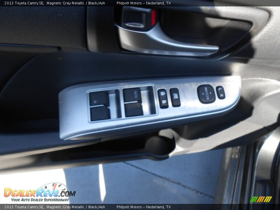 2013 Toyota Camry SE Magnetic Gray Metallic / Black/Ash Photo #22