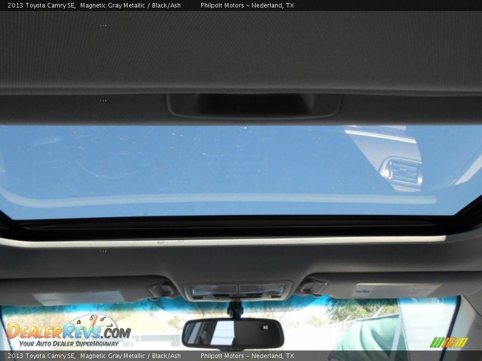 2013 Toyota Camry SE Magnetic Gray Metallic / Black/Ash Photo #25