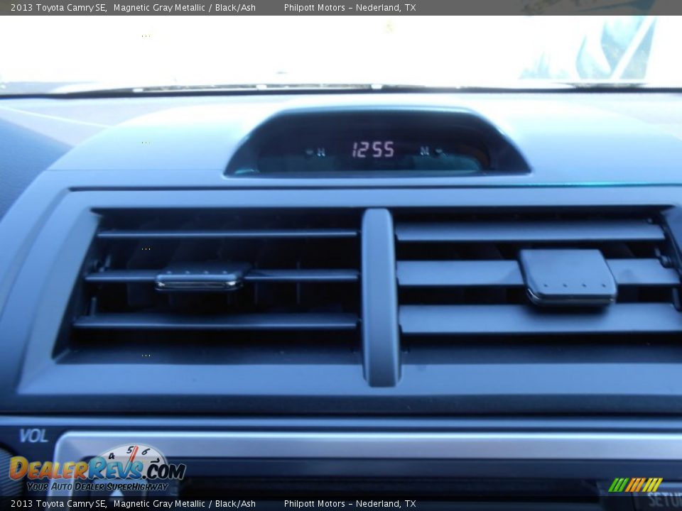 2013 Toyota Camry SE Magnetic Gray Metallic / Black/Ash Photo #28