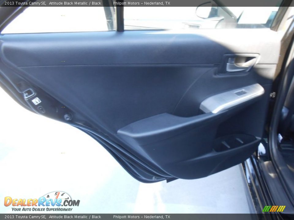 2013 Toyota Camry SE Attitude Black Metallic / Black Photo #20
