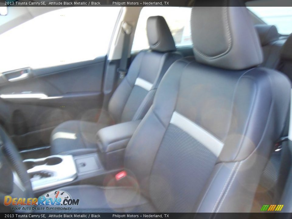 2013 Toyota Camry SE Attitude Black Metallic / Black Photo #24