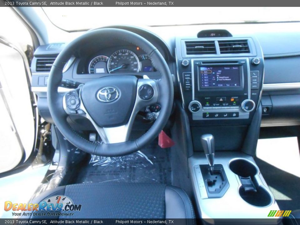 2013 Toyota Camry SE Attitude Black Metallic / Black Photo #27