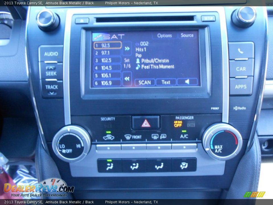 2013 Toyota Camry SE Attitude Black Metallic / Black Photo #31
