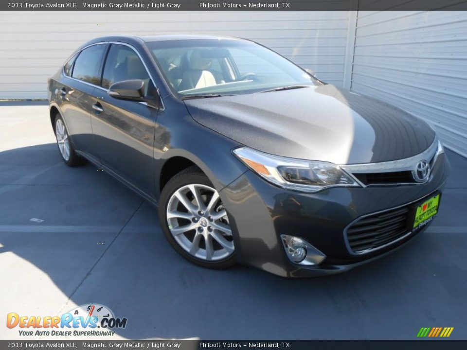 2013 Toyota Avalon XLE Magnetic Gray Metallic / Light Gray Photo #2