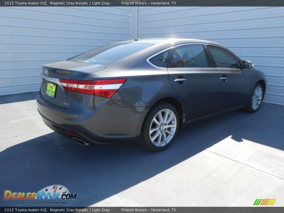 2013 Toyota Avalon XLE Magnetic Gray Metallic / Light Gray Photo #5