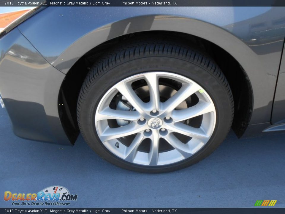 2013 Toyota Avalon XLE Magnetic Gray Metallic / Light Gray Photo #13
