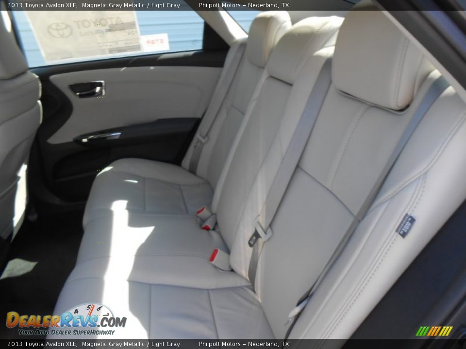 2013 Toyota Avalon XLE Magnetic Gray Metallic / Light Gray Photo #20