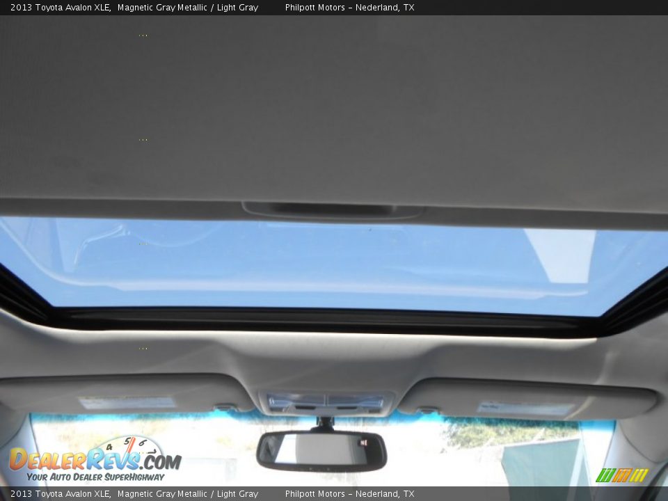2013 Toyota Avalon XLE Magnetic Gray Metallic / Light Gray Photo #25