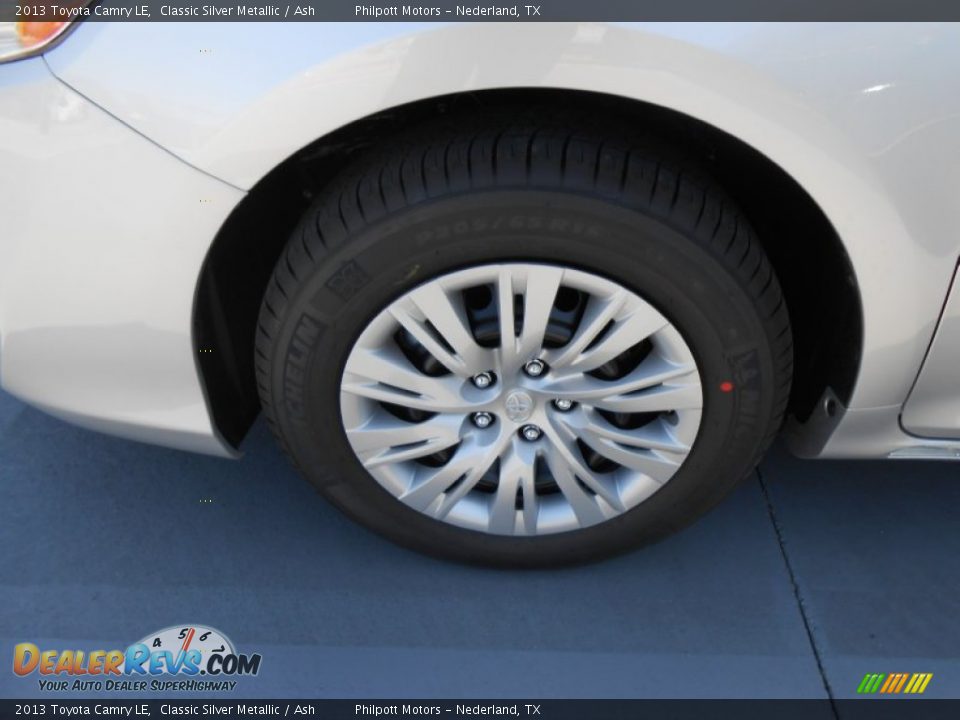 2013 Toyota Camry LE Classic Silver Metallic / Ash Photo #14