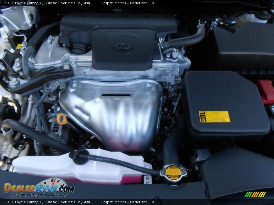 2013 Toyota Camry LE Classic Silver Metallic / Ash Photo #18