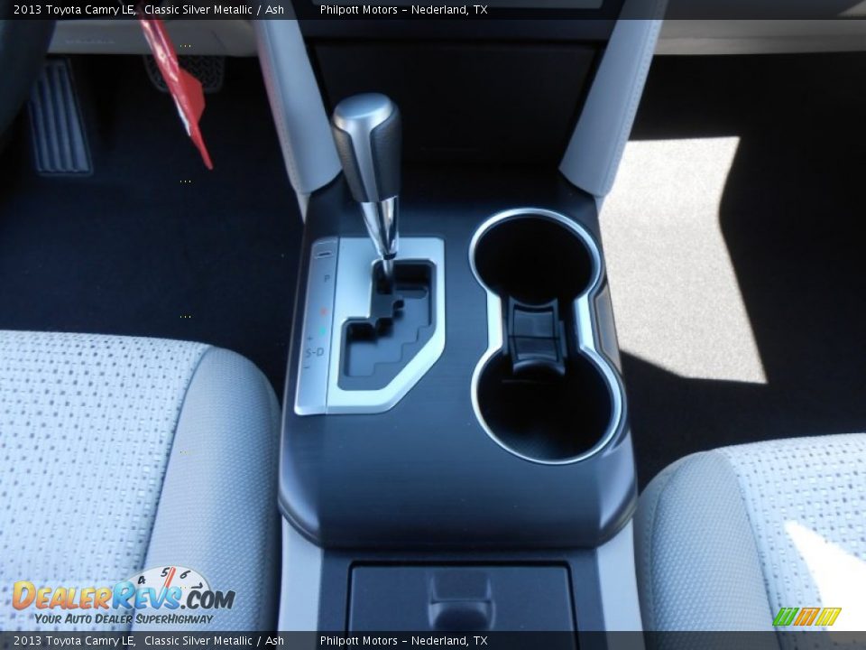 2013 Toyota Camry LE Classic Silver Metallic / Ash Photo #30