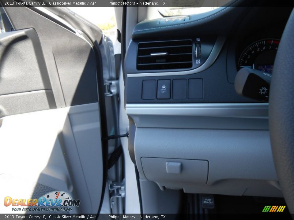 2013 Toyota Camry LE Classic Silver Metallic / Ash Photo #33