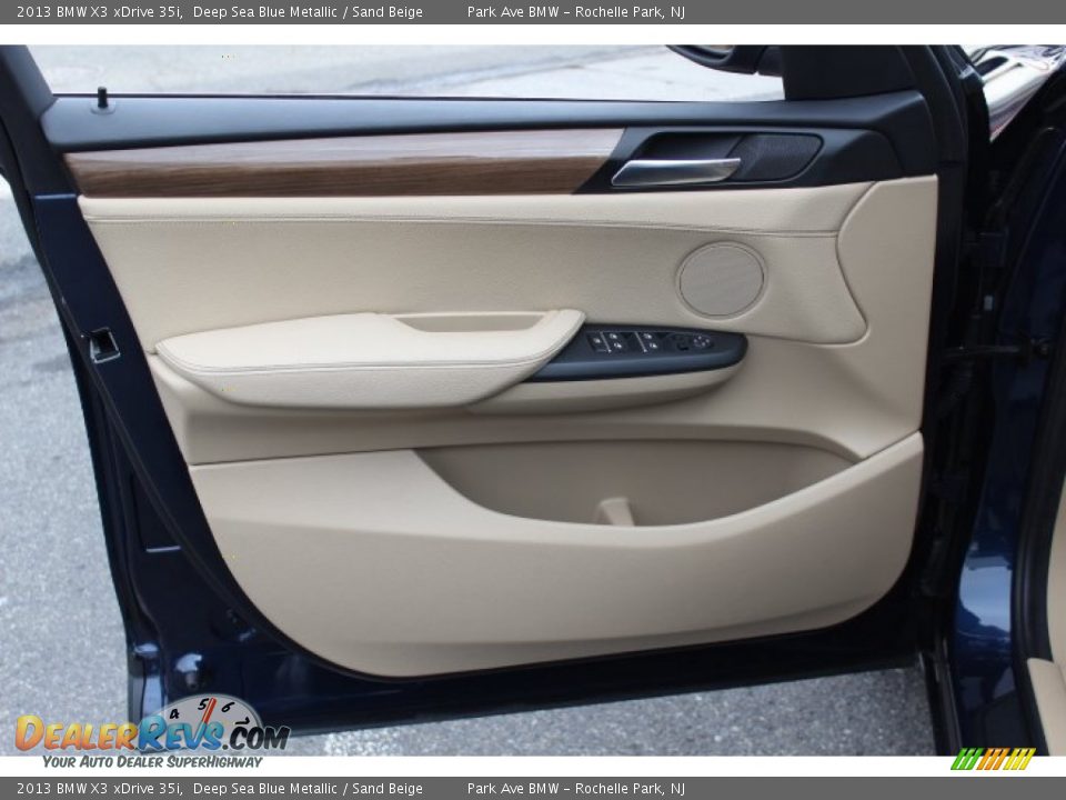 Door Panel of 2013 BMW X3 xDrive 35i Photo #9