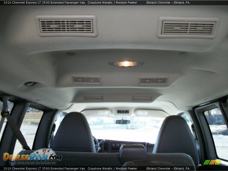 2010 Chevrolet Express LT 3500 Extended Passenger Van Graystone Metallic / Medium Pewter Photo #13