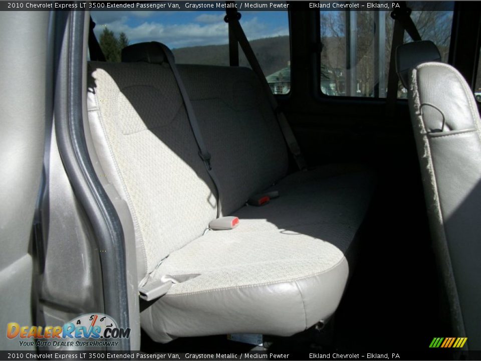 2010 Chevrolet Express LT 3500 Extended Passenger Van Graystone Metallic / Medium Pewter Photo #15