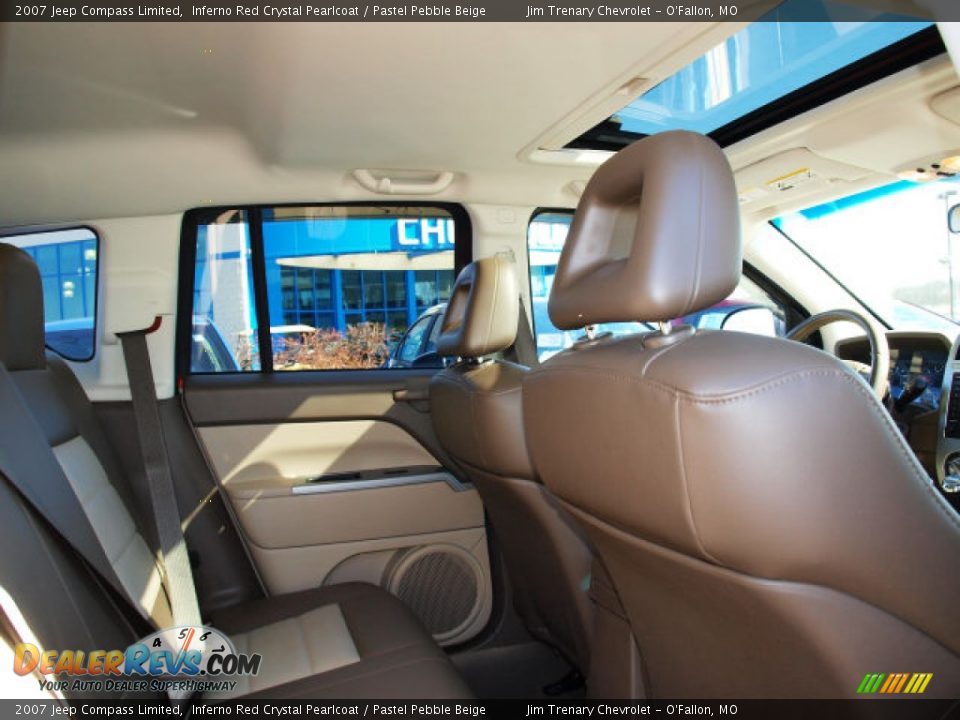 2007 Jeep Compass Limited Inferno Red Crystal Pearlcoat / Pastel Pebble Beige Photo #9