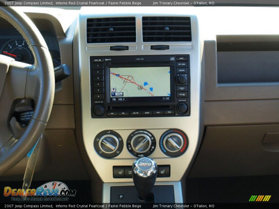 Controls of 2007 Jeep Compass Limited Photo #12