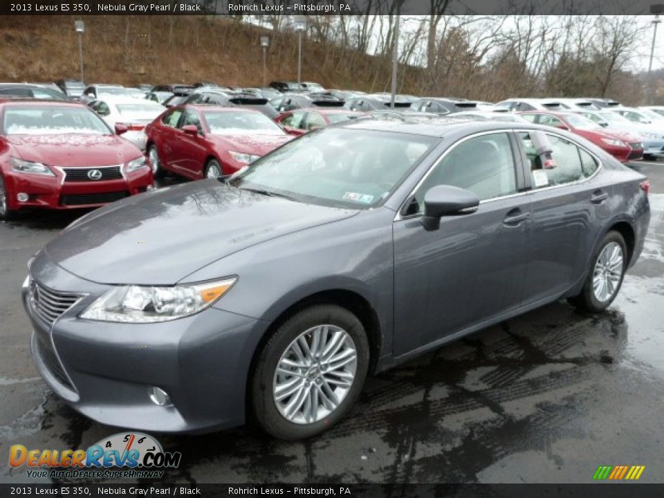 Front 3/4 View of 2013 Lexus ES 350 Photo #8