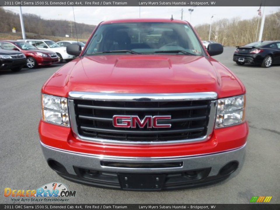 2011 GMC Sierra 1500 SL Extended Cab 4x4 Fire Red / Dark Titanium Photo #2