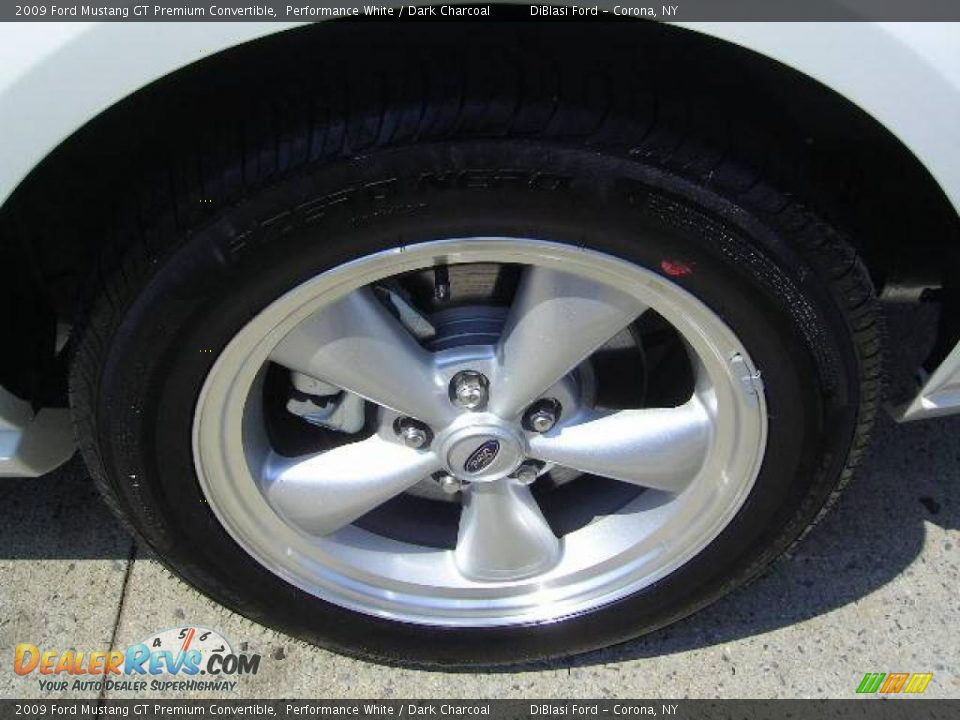 2009 Ford Mustang GT Premium Convertible Performance White / Dark Charcoal Photo #4