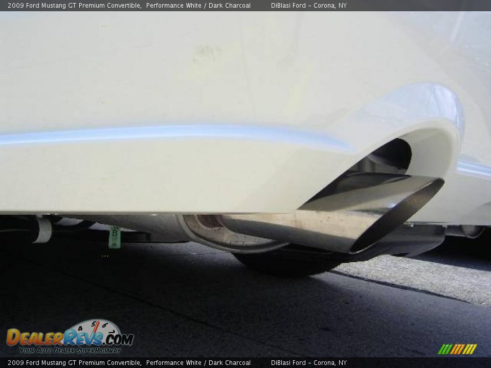 2009 Ford Mustang GT Premium Convertible Performance White / Dark Charcoal Photo #8