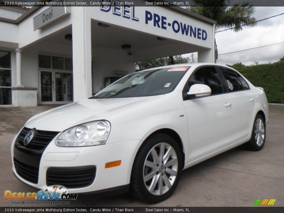 2010 Volkswagen Jetta Wolfsburg Edition Sedan Candy White / Titan Black Photo #1