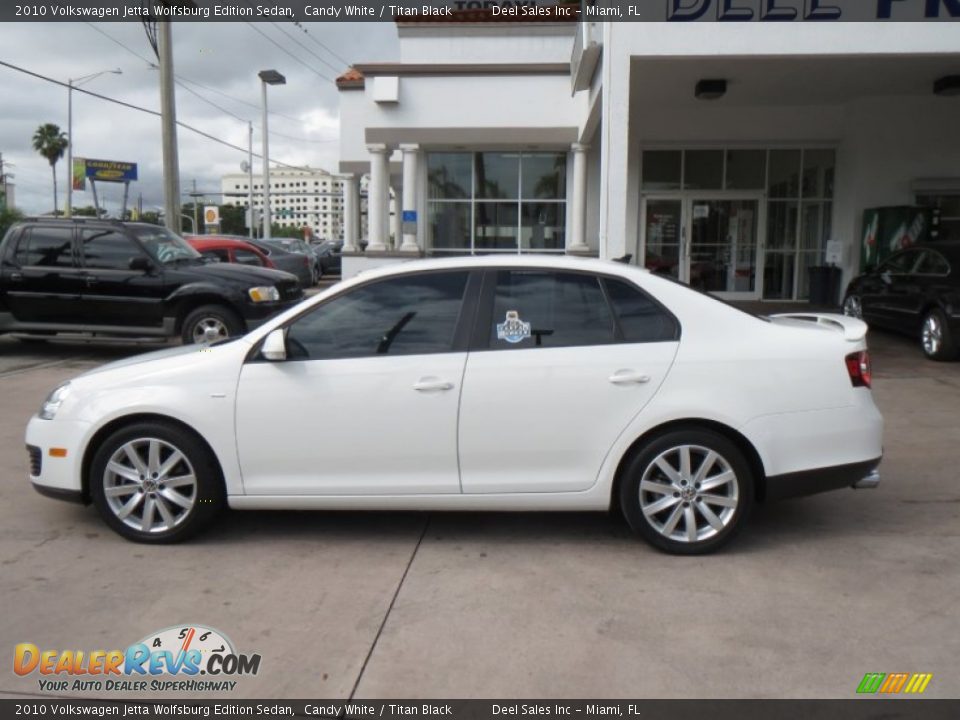 2010 Volkswagen Jetta Wolfsburg Edition Sedan Candy White / Titan Black Photo #2