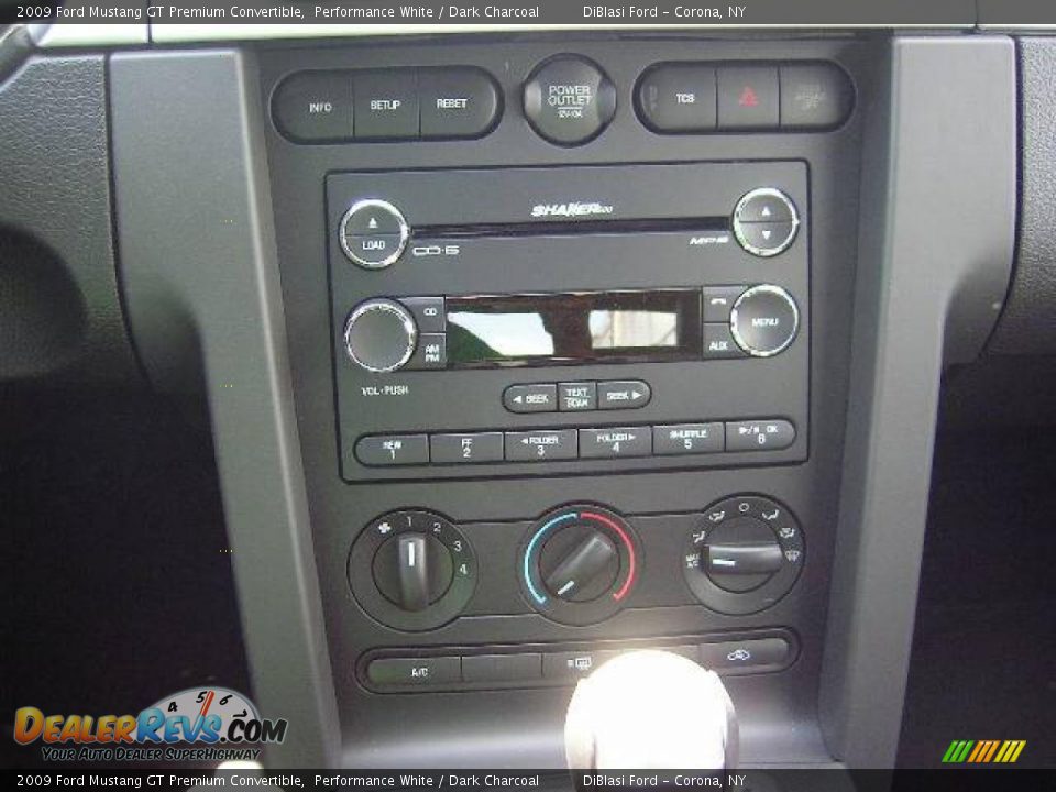 2009 Ford Mustang GT Premium Convertible Performance White / Dark Charcoal Photo #19
