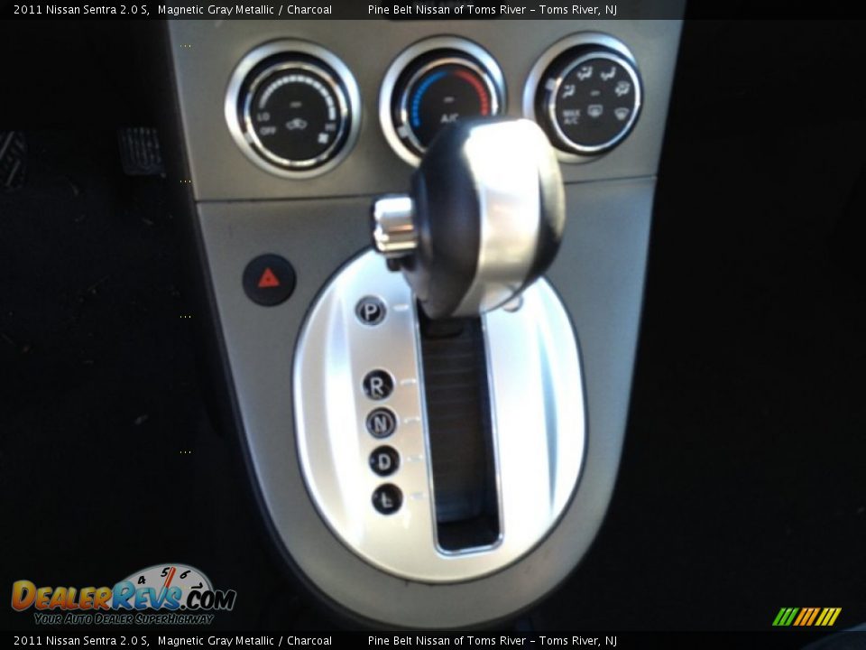 2011 Nissan Sentra 2.0 S Magnetic Gray Metallic / Charcoal Photo #12