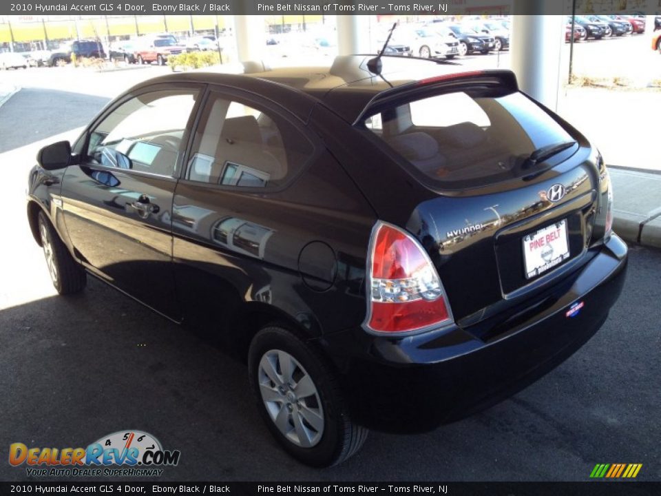 2010 Hyundai Accent GLS 4 Door Ebony Black / Black Photo #5