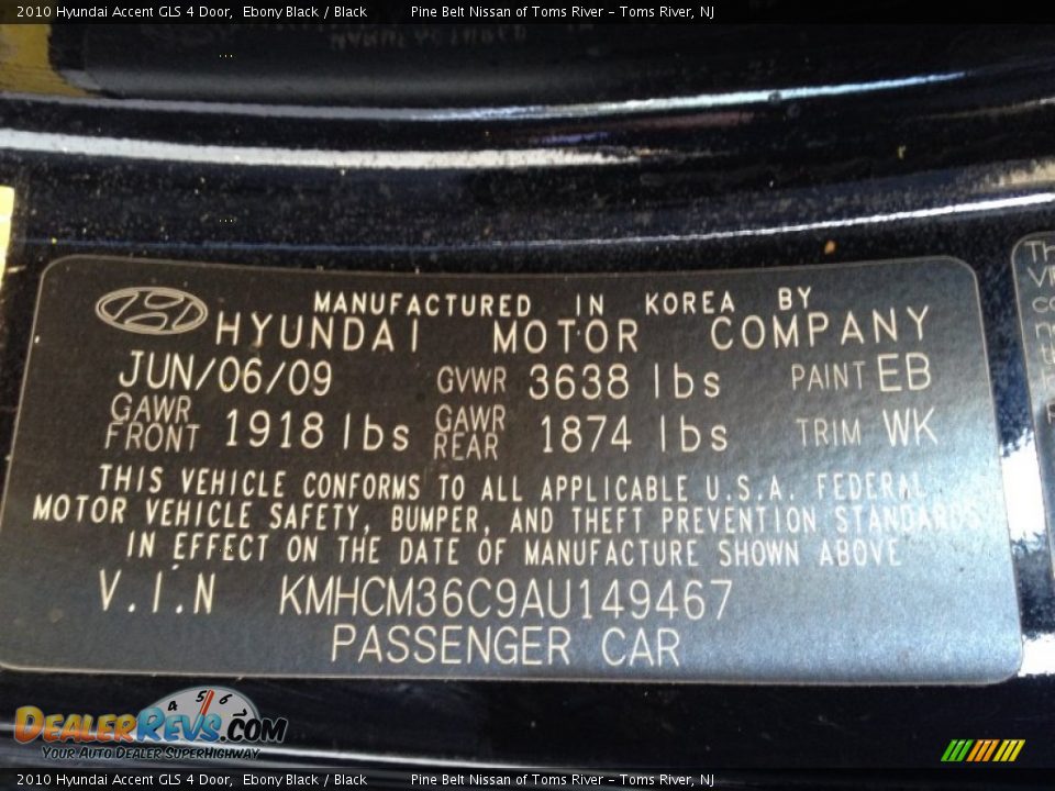 2010 Hyundai Accent GLS 4 Door Ebony Black / Black Photo #10