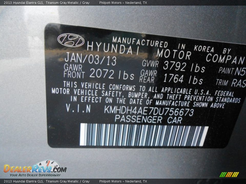 2013 Hyundai Elantra GLS Titanium Gray Metallic / Gray Photo #33