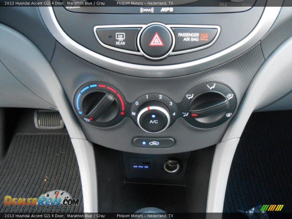 2013 Hyundai Accent GLS 4 Door Marathon Blue / Gray Photo #26