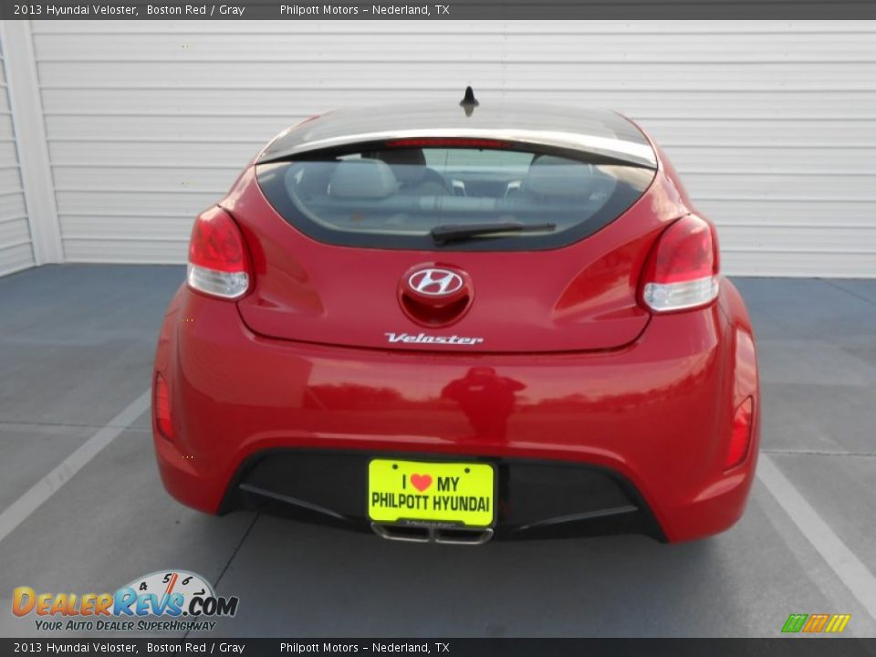 2013 Hyundai Veloster Boston Red / Gray Photo #5