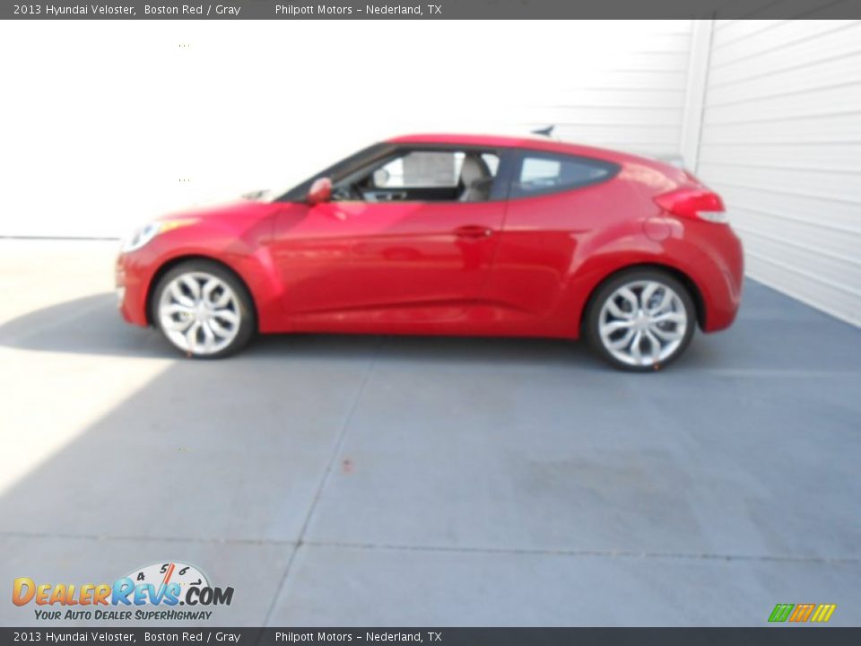 2013 Hyundai Veloster Boston Red / Gray Photo #7