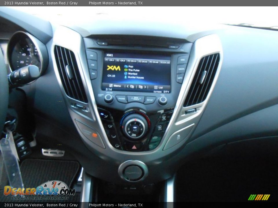 2013 Hyundai Veloster Boston Red / Gray Photo #26