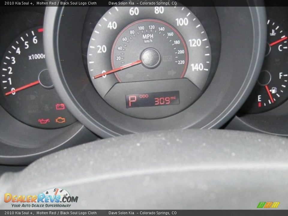 2010 Kia Soul + Molten Red / Black Soul Logo Cloth Photo #4