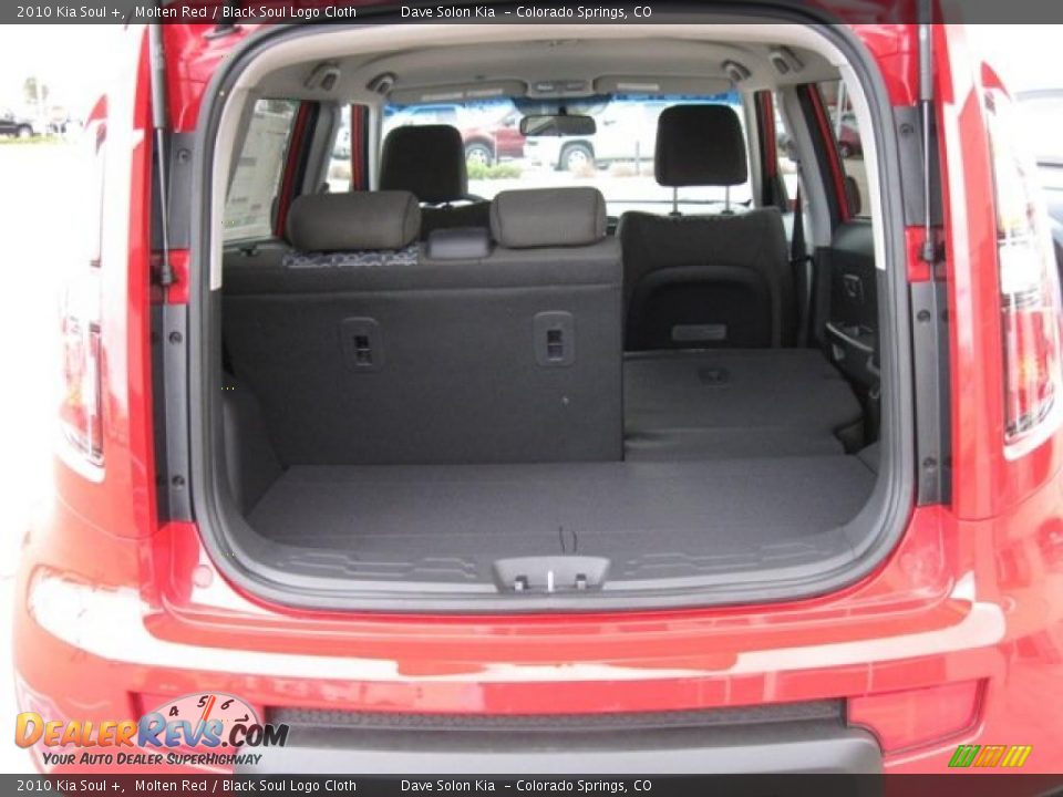 2010 Kia Soul + Molten Red / Black Soul Logo Cloth Photo #5