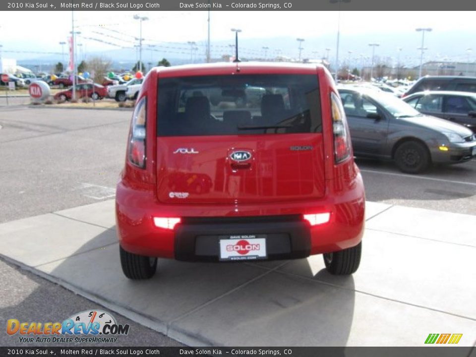 2010 Kia Soul + Molten Red / Black Soul Logo Cloth Photo #13