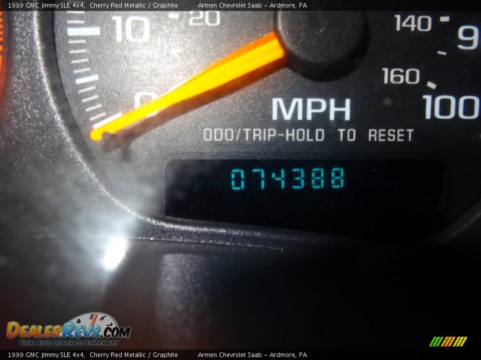 1999 GMC Jimmy SLE 4x4 Cherry Red Metallic / Graphite Photo #31