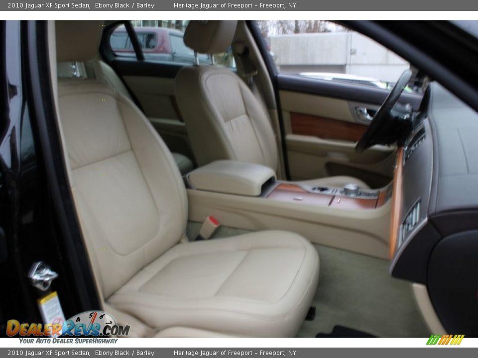 2010 Jaguar XF Sport Sedan Ebony Black / Barley Photo #10