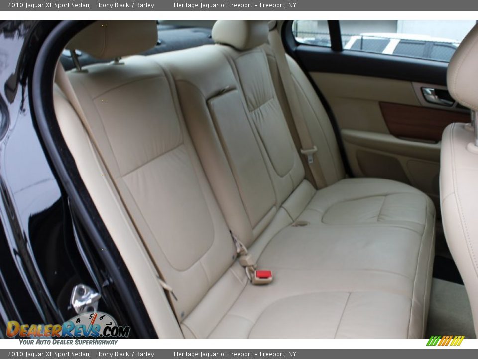 2010 Jaguar XF Sport Sedan Ebony Black / Barley Photo #13