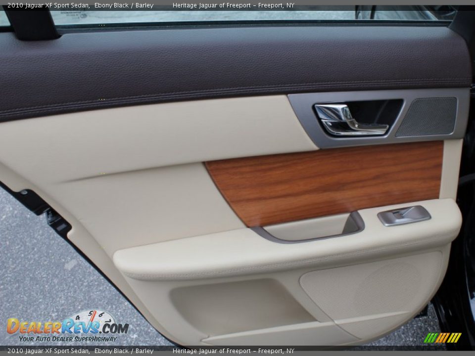 2010 Jaguar XF Sport Sedan Ebony Black / Barley Photo #16