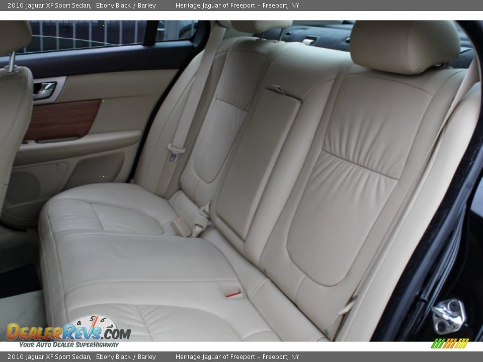 2010 Jaguar XF Sport Sedan Ebony Black / Barley Photo #17