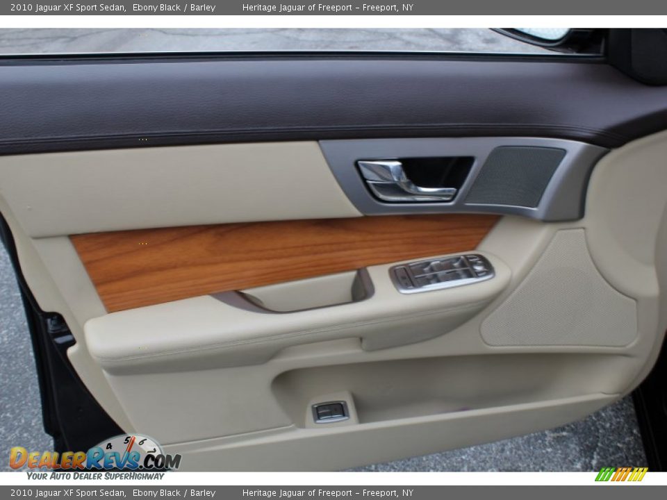 2010 Jaguar XF Sport Sedan Ebony Black / Barley Photo #19