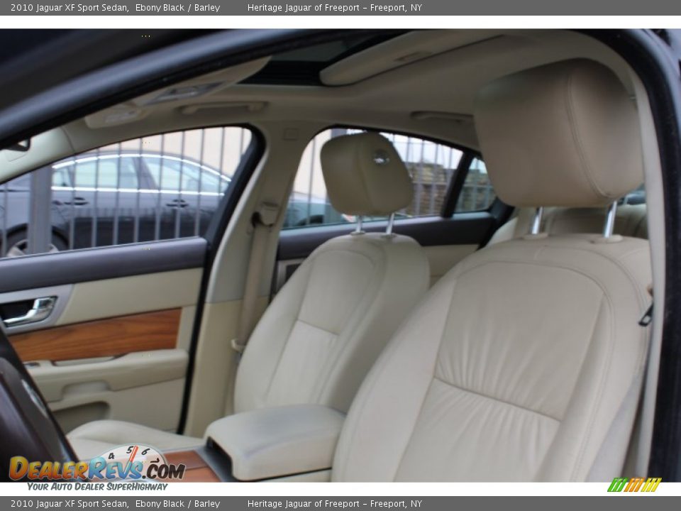 2010 Jaguar XF Sport Sedan Ebony Black / Barley Photo #20