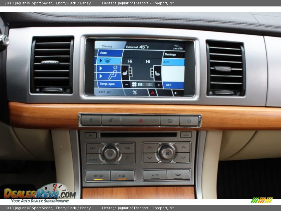 2010 Jaguar XF Sport Sedan Ebony Black / Barley Photo #21