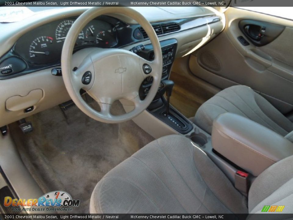 Neutral Interior - 2001 Chevrolet Malibu Sedan Photo #21